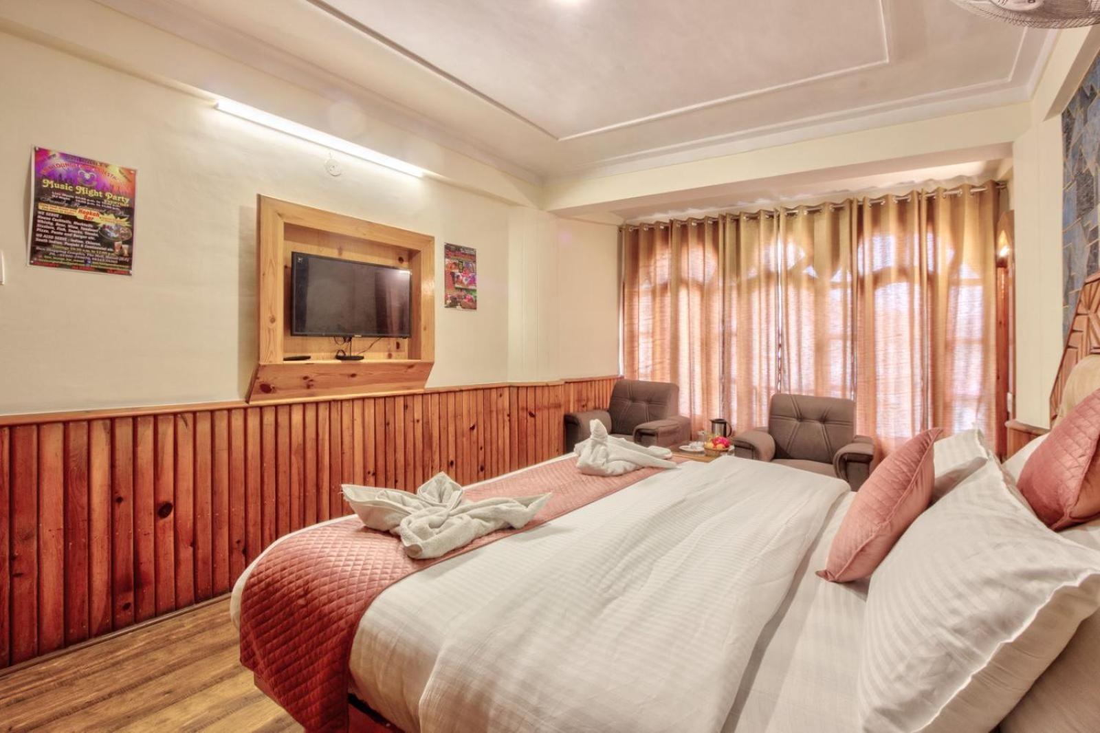 Hotel Ibex Манали Экстерьер фото
